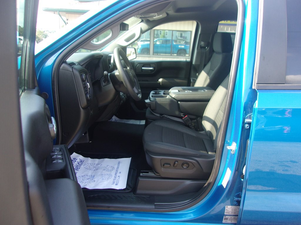 2024 Chevrolet Silverado 1500 Image 9