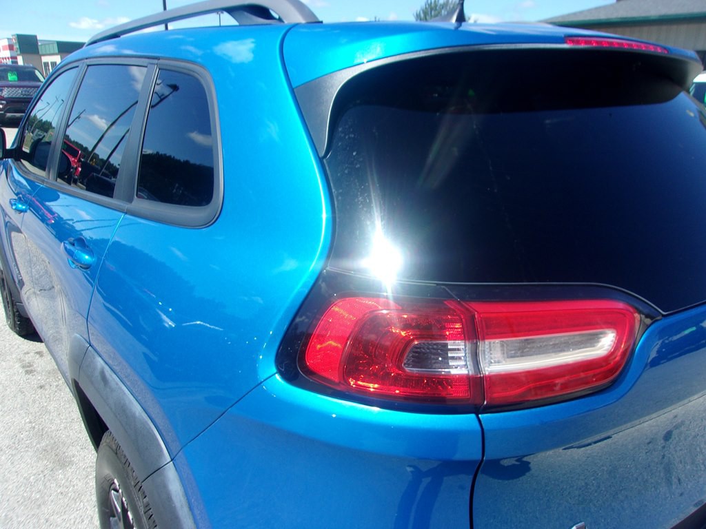 2017 Jeep Cherokee Image 31