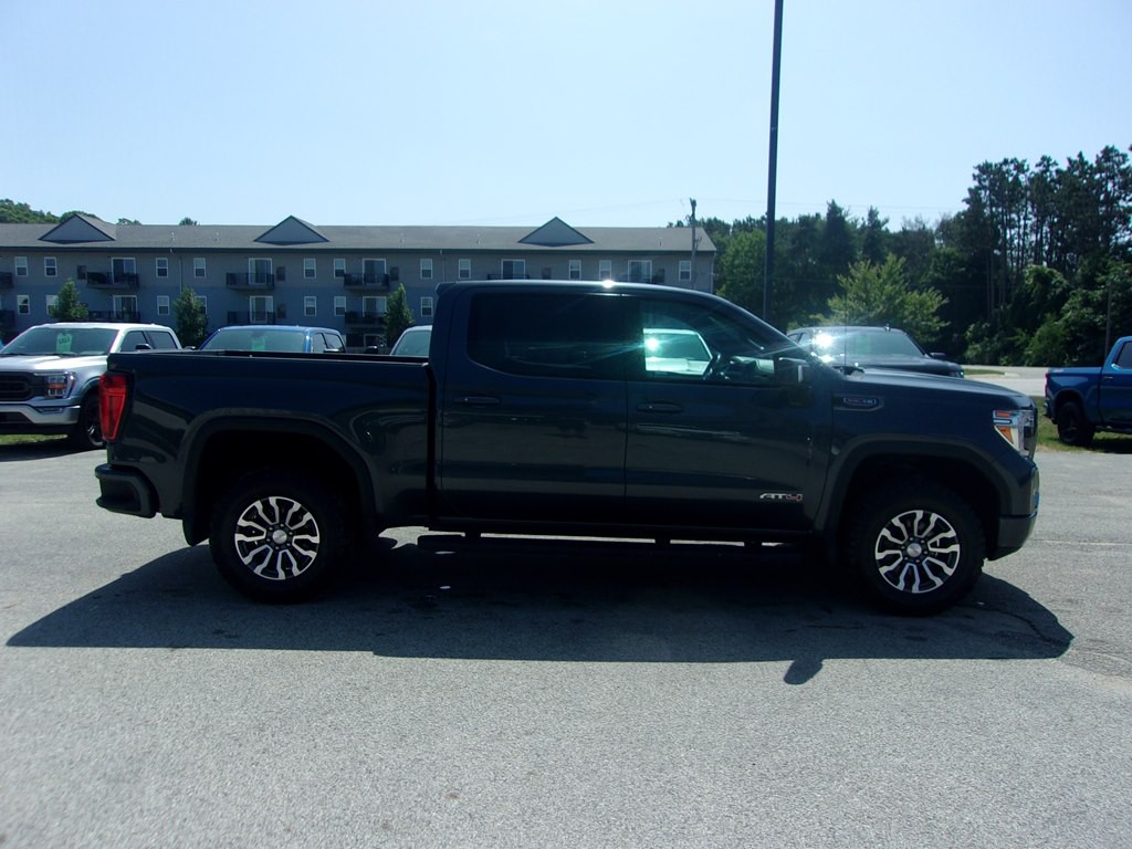 2022 GMC Sierra Image 4