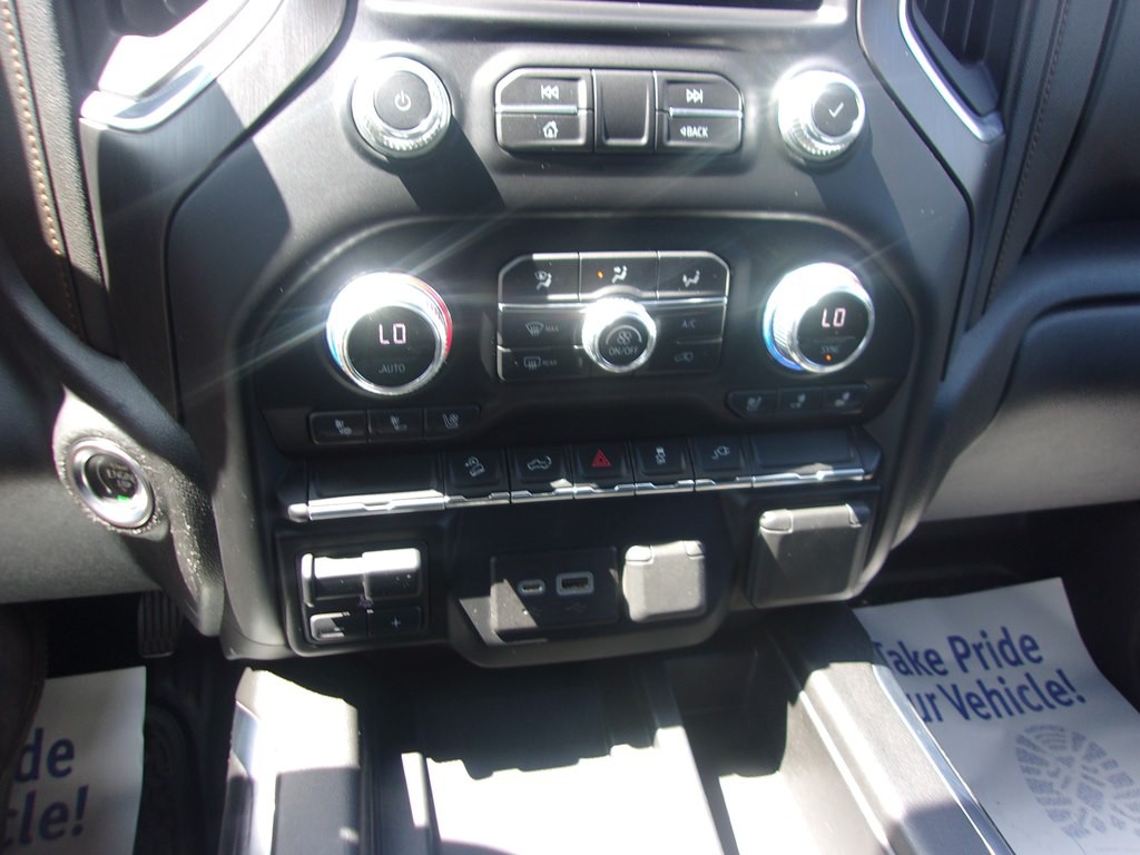 2022 GMC Sierra Image 26