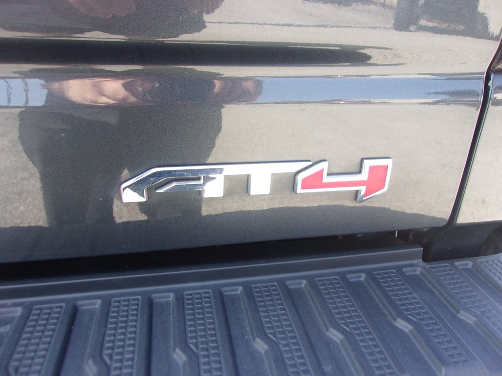 2022 GMC Sierra Image 38