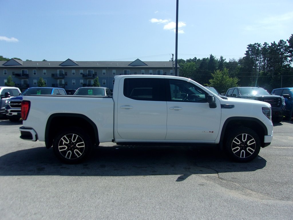 2022 GMC Sierra Image 4