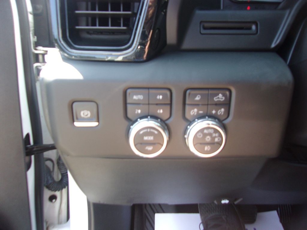 2022 GMC Sierra Image 28