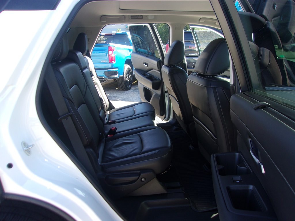 2023 Nissan Pathfinder Image 14