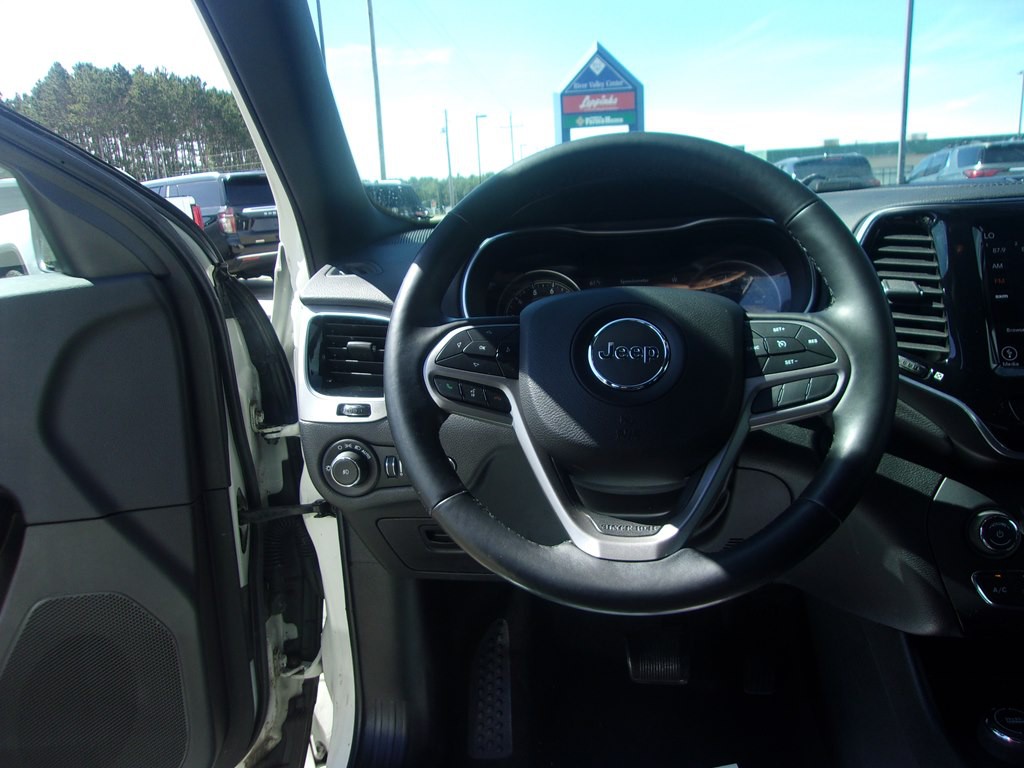 2019 Jeep Cherokee Image 18