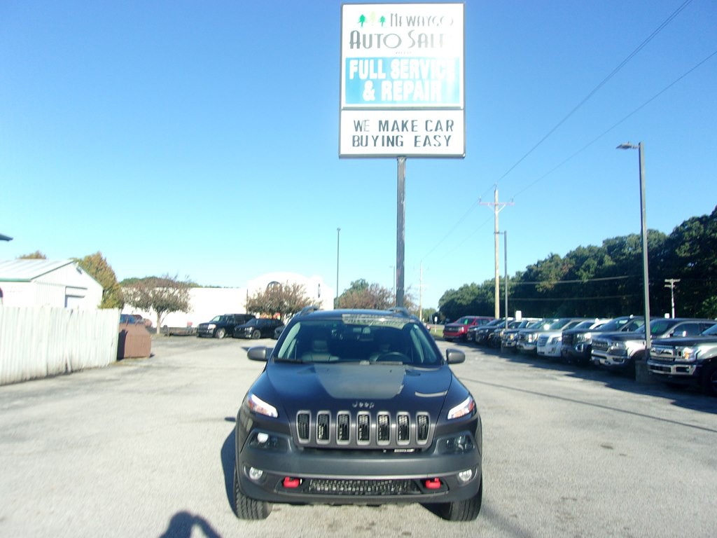2018 Jeep Cherokee Image 2