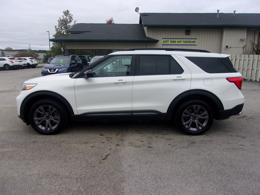 2022 Ford Explorer Image 8