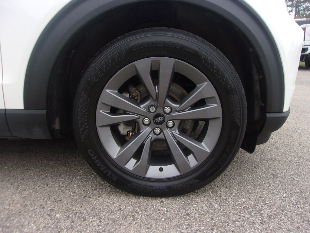 2022 Ford Explorer Image 39