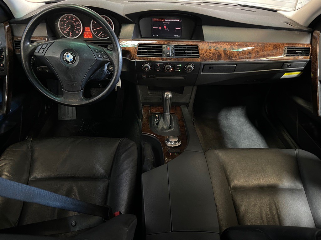 2004 BMW 5 Series Image 14