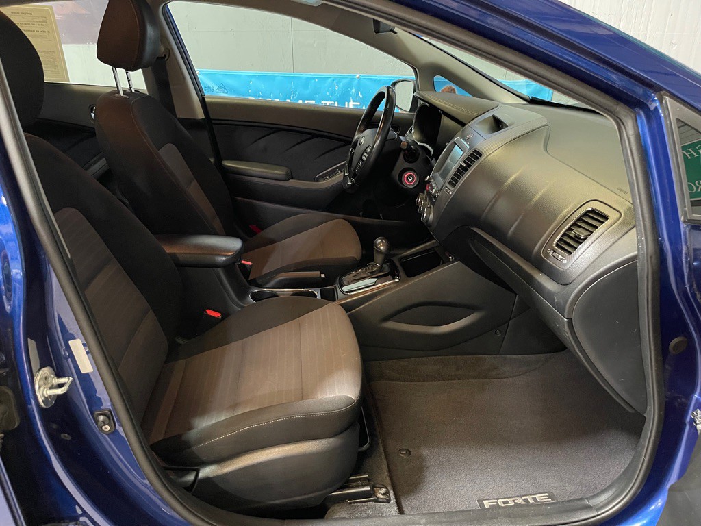 2018 Kia Forte Image 17