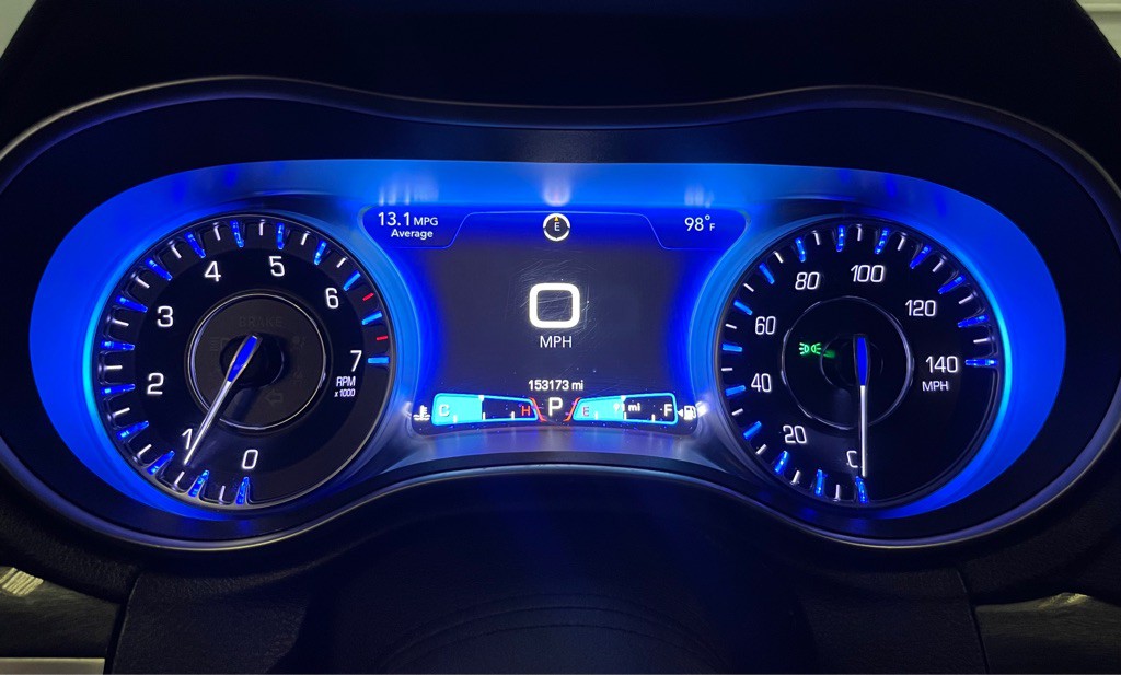 2019 Chrysler 300 Image 11