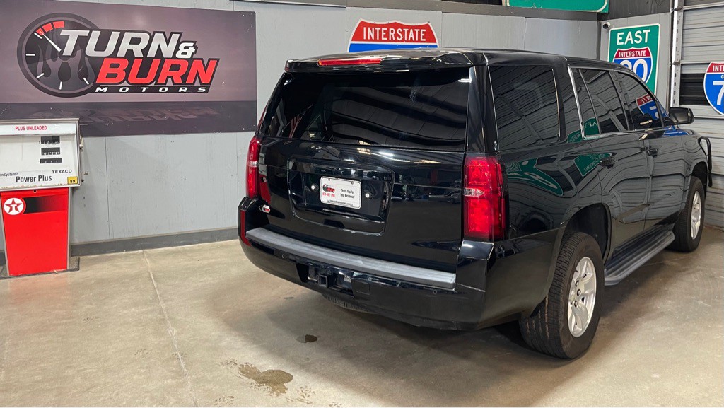 2017 Chevrolet Tahoe Image 4
