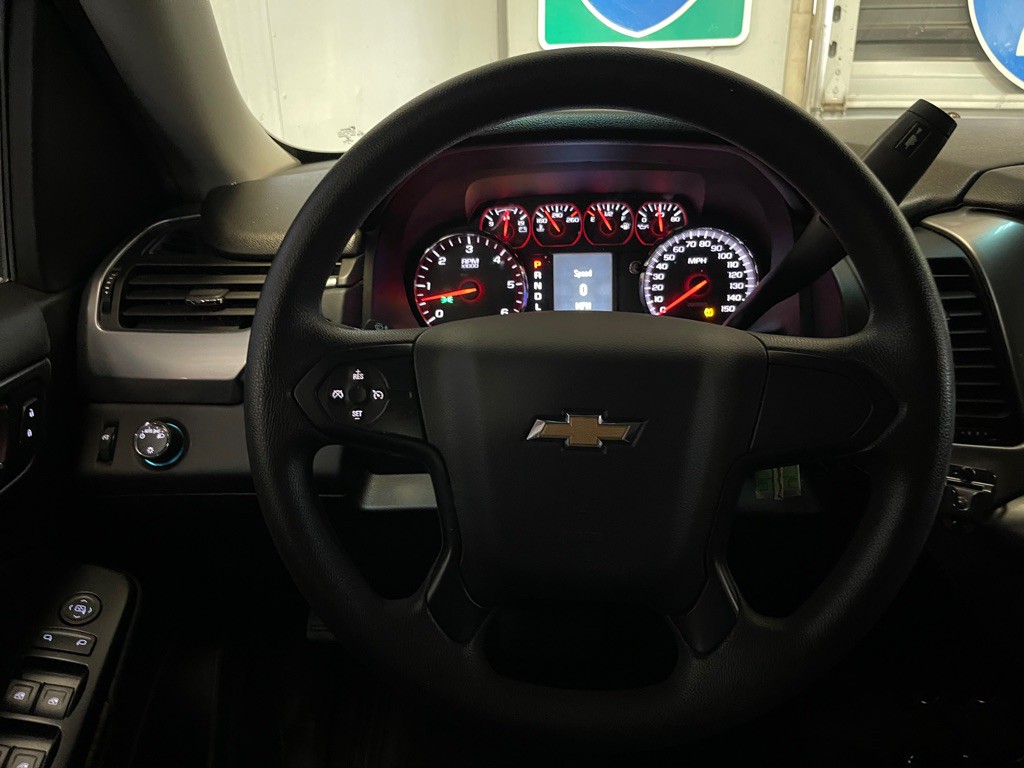 2017 Chevrolet Tahoe Image 12