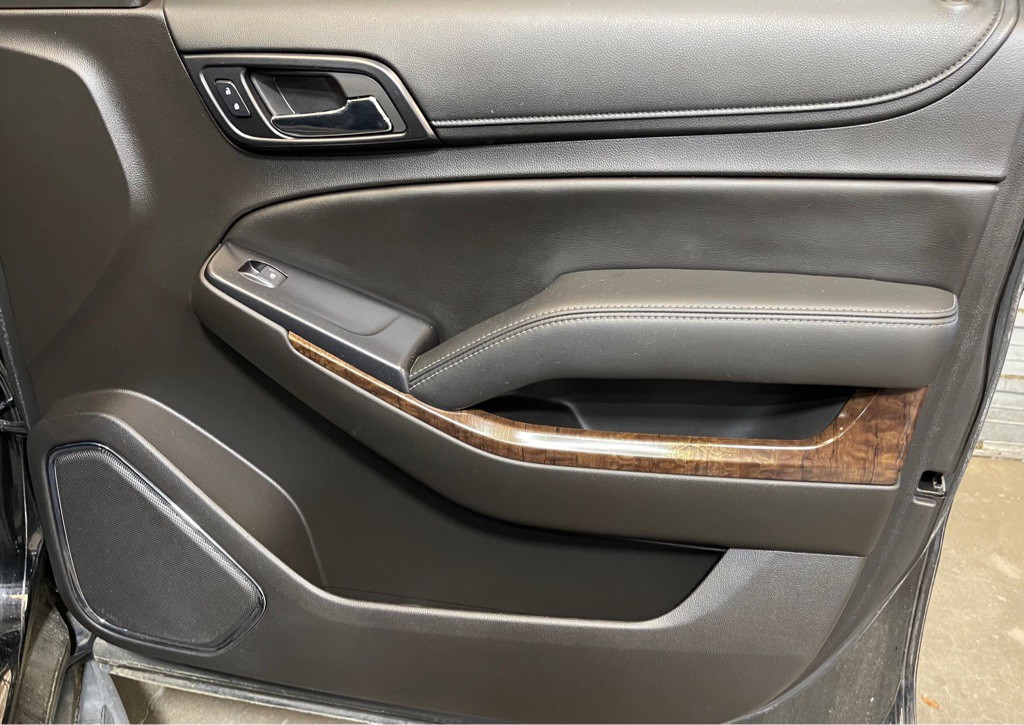 2017 Chevrolet Tahoe Image 16