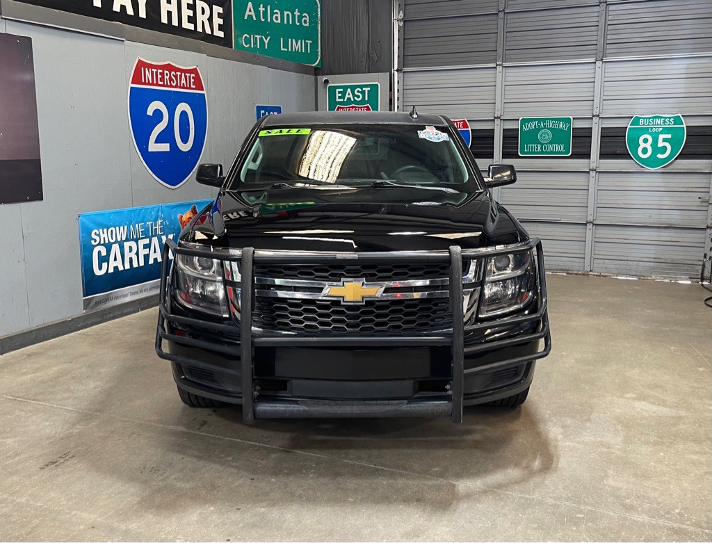 2017 Chevrolet Tahoe Image 2