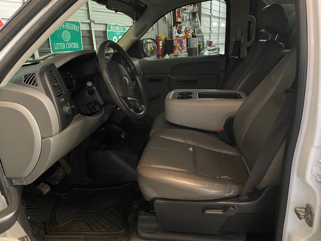 2011 Chevrolet Silverado 1500 Image 9