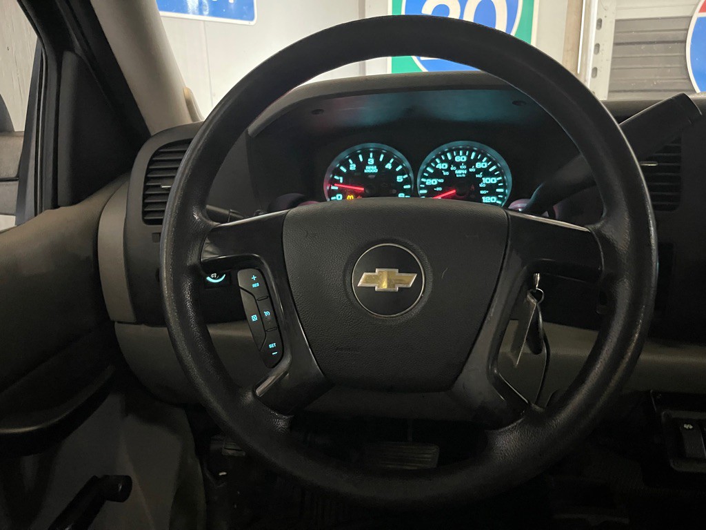 2011 Chevrolet Silverado 1500 Image 11