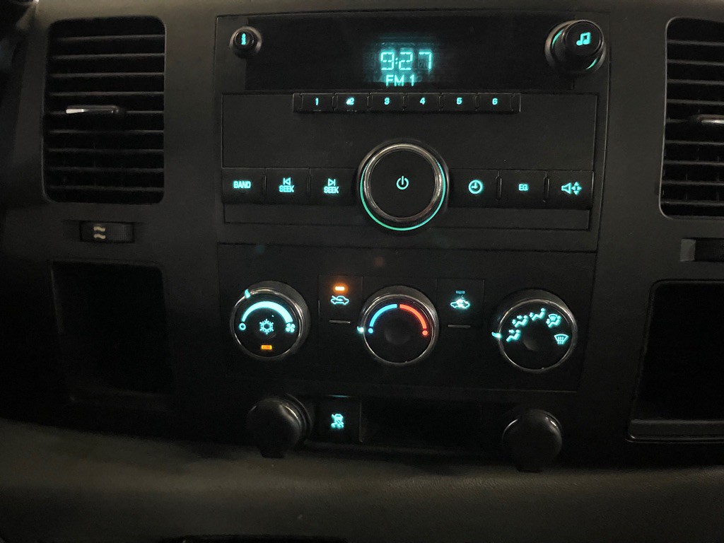 2011 Chevrolet Silverado 1500 Image 12