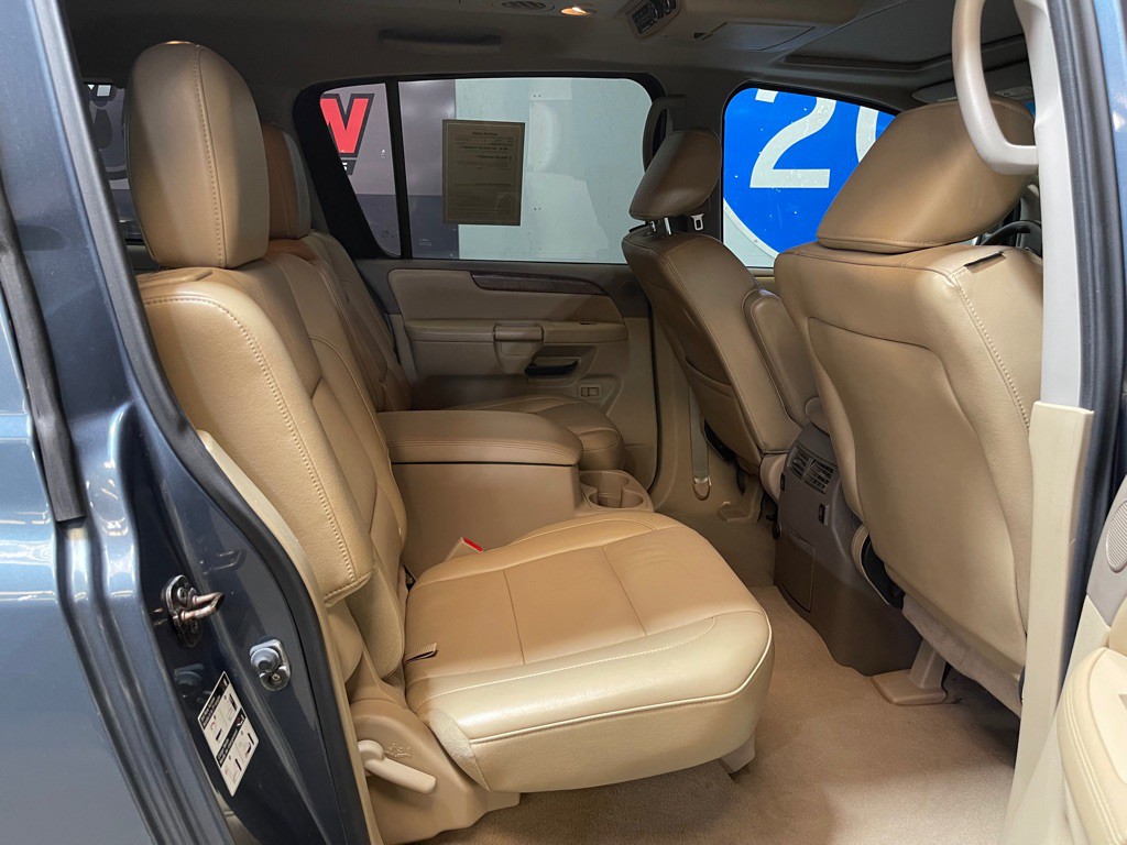 2012 Nissan Armada Image 19