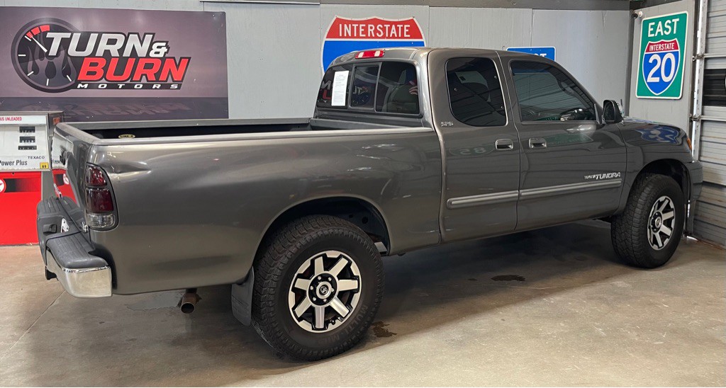 2003 Toyota Tundra Image 5