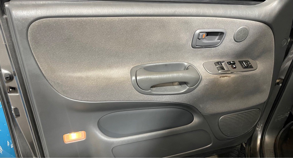 2003 Toyota Tundra Image 8