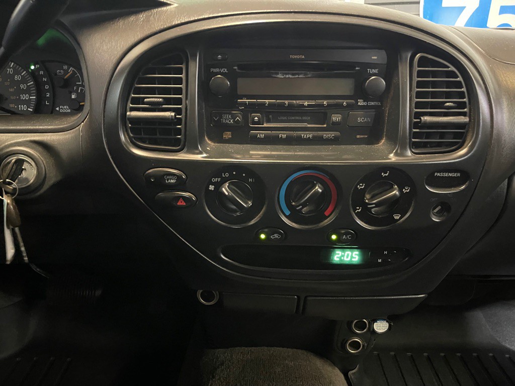 2003 Toyota Tundra Image 12