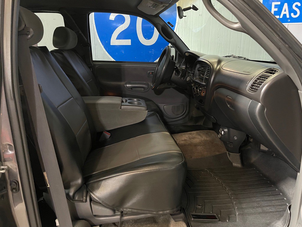 2003 Toyota Tundra Image 16