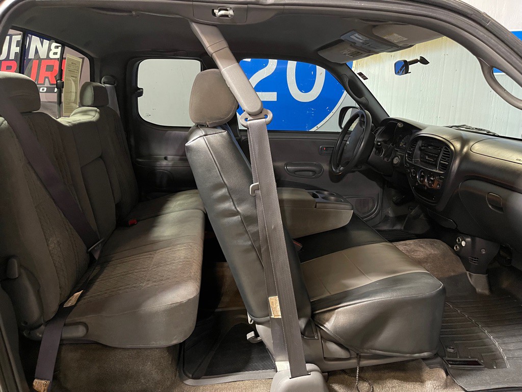 2003 Toyota Tundra Image 18