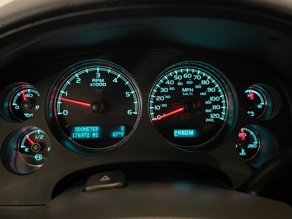 2012 Chevrolet Tahoe Image 11