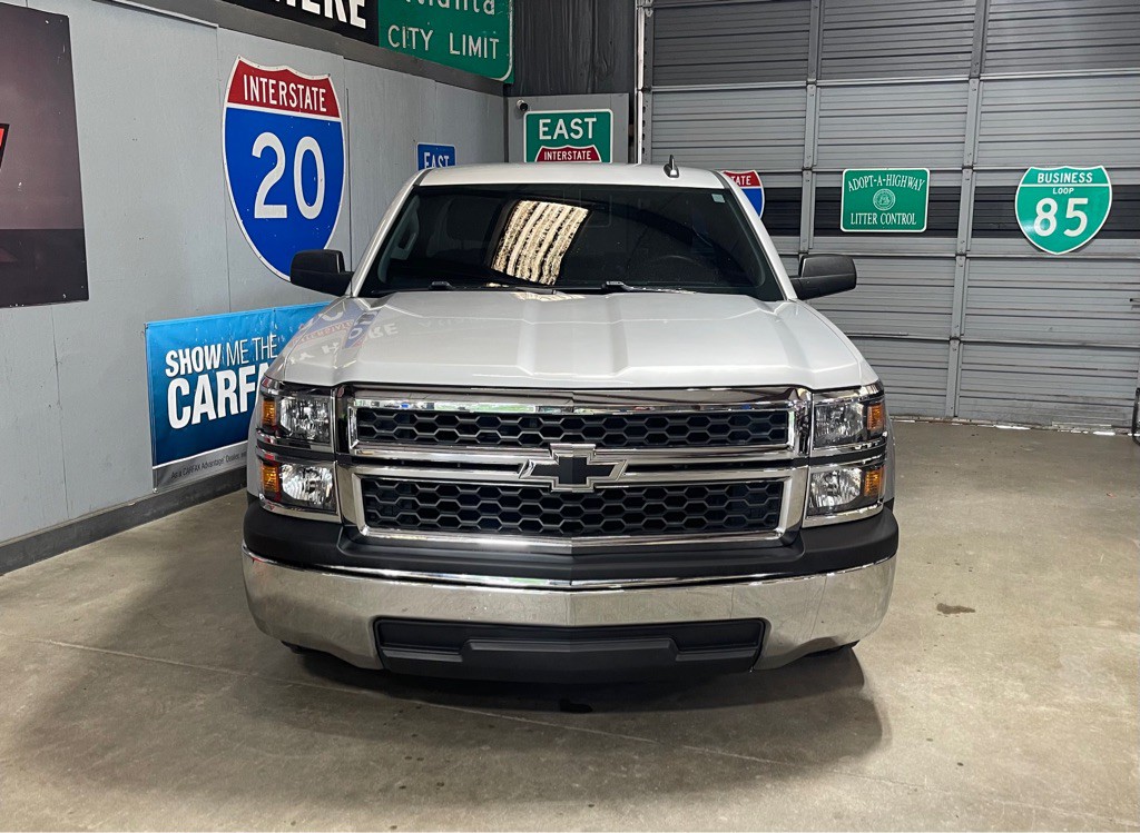 2015 Chevrolet Silverado 1500 Image 2