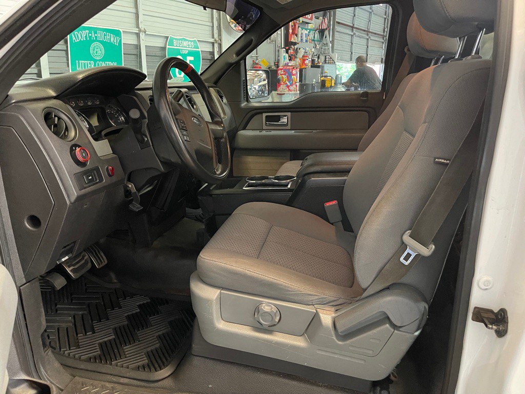 2011 Ford F-150 Image 9