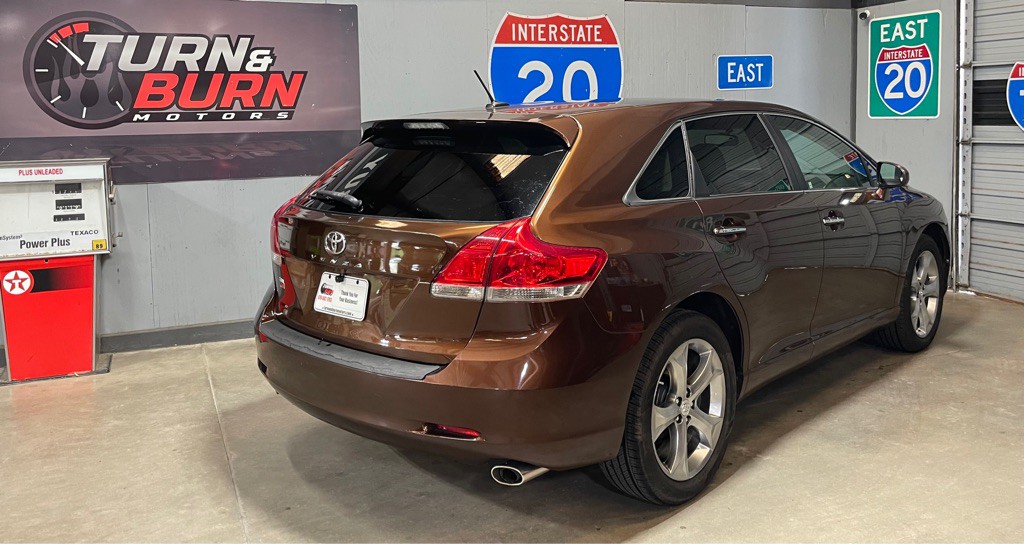 2011 Toyota Venza Image 4