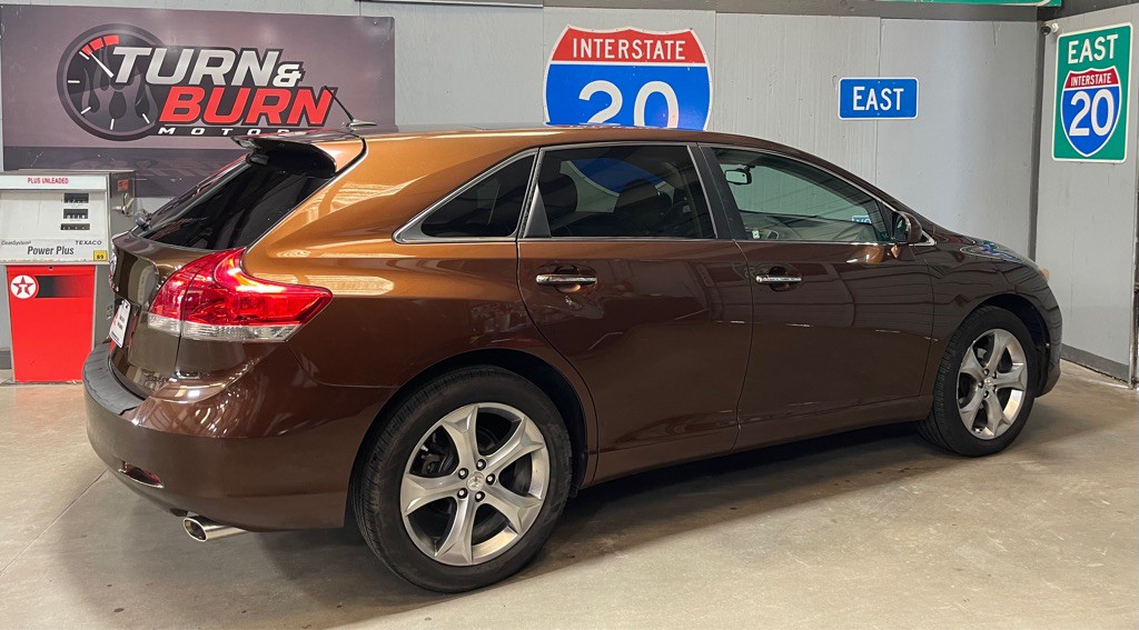 2011 Toyota Venza Image 5