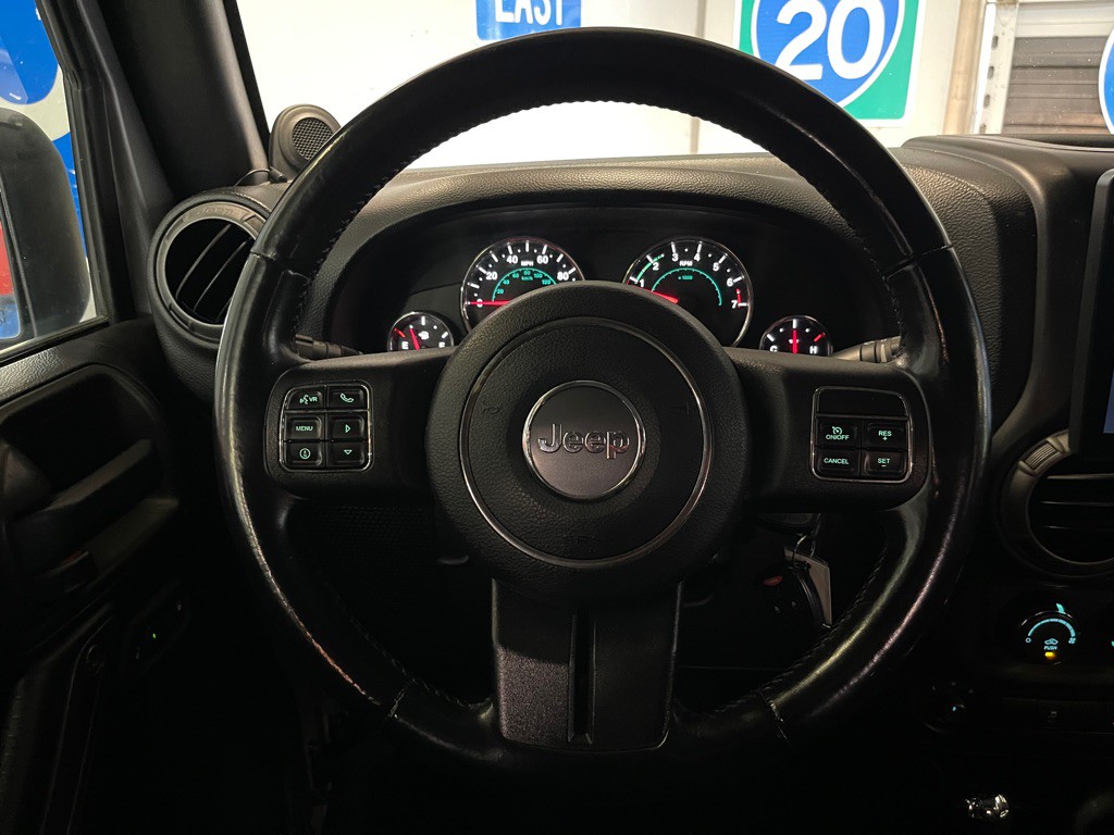 2014 Jeep Wrangler Image 12