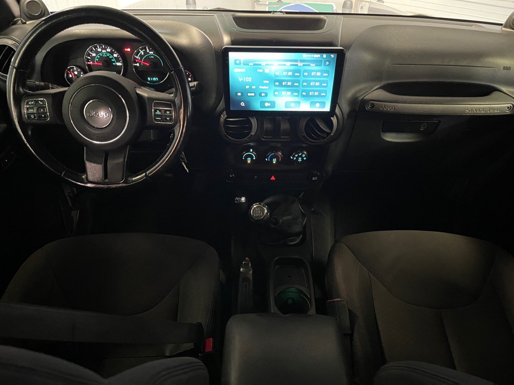 2014 Jeep Wrangler Image 17