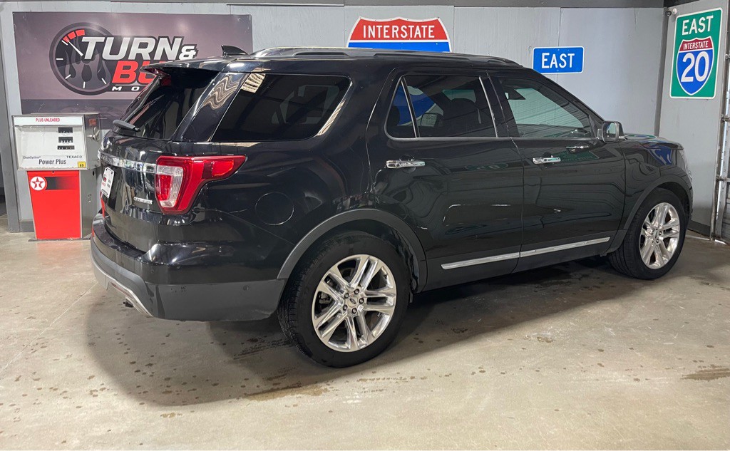 2016 Ford Explorer Image 5