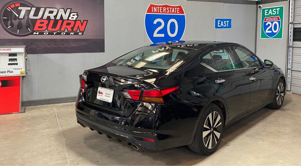 2019 Nissan Altima Image 4