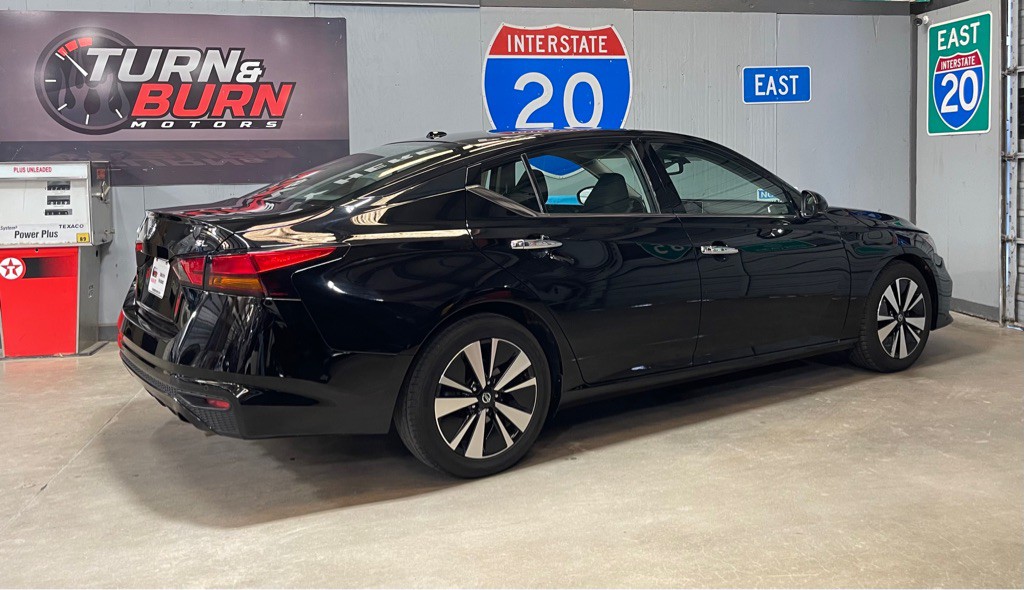 2019 Nissan Altima Image 5