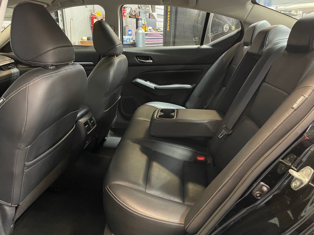 2019 Nissan Altima Image 18