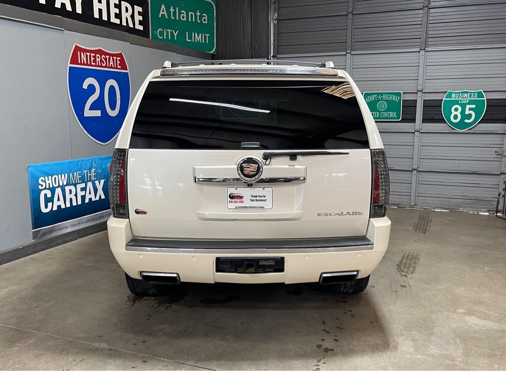 2013 Cadillac Escalade Image 6