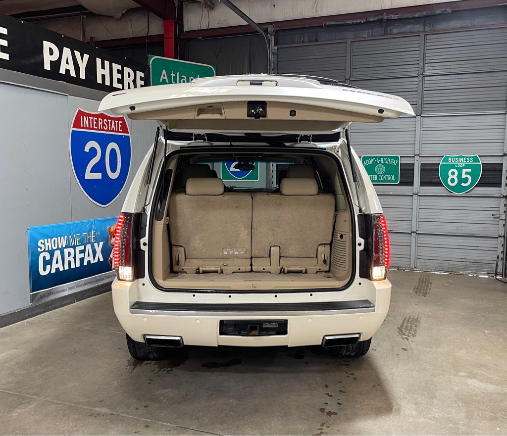 2013 Cadillac Escalade Image 7
