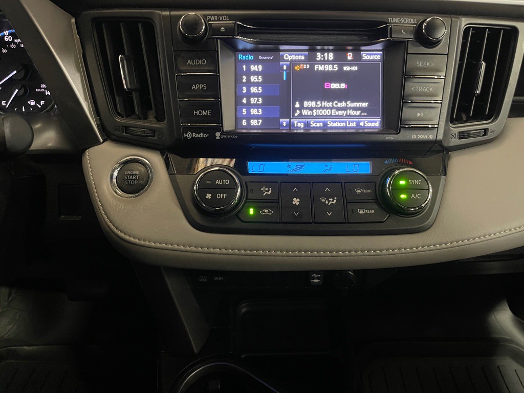 2018 Toyota Rav4 Image 12