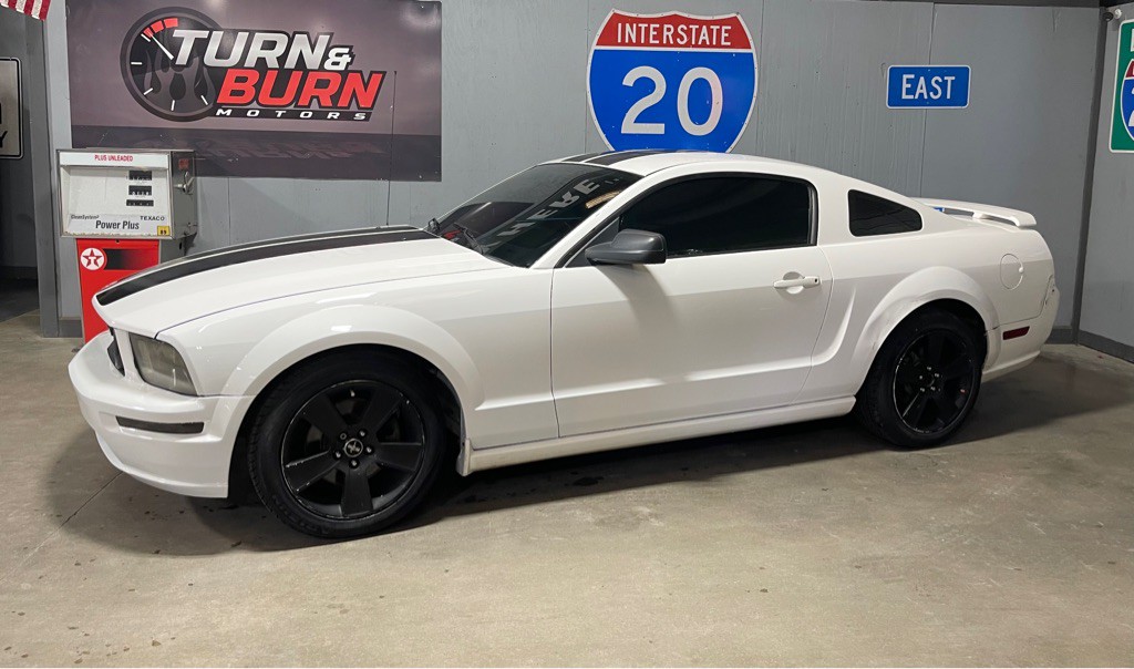 2007 Ford Mustang Image 3