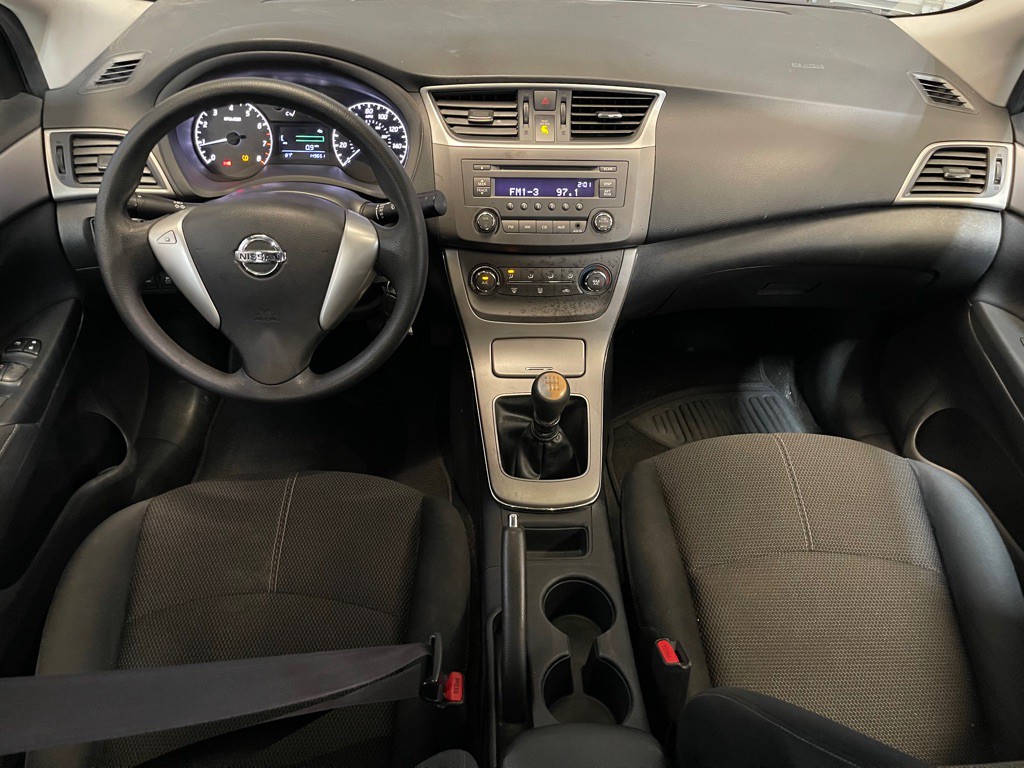 2014 Nissan Sentra Image 15