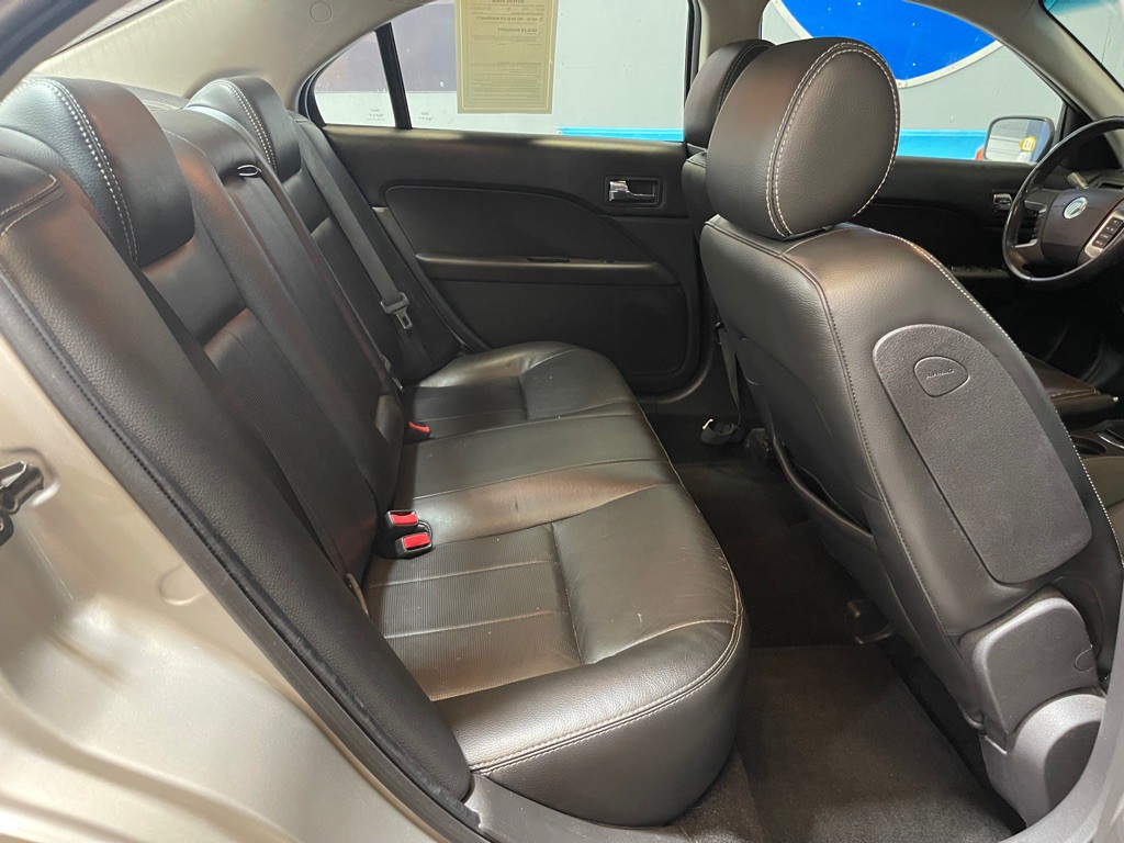 2008 Mercury Milan Image 19