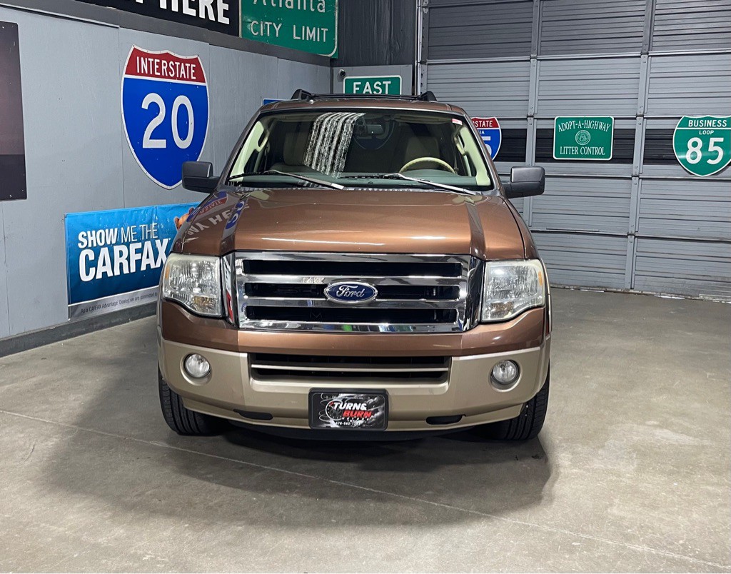 2012 Ford Expedition Image 2