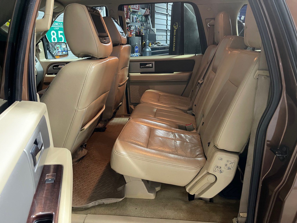 2012 Ford Expedition Image 18