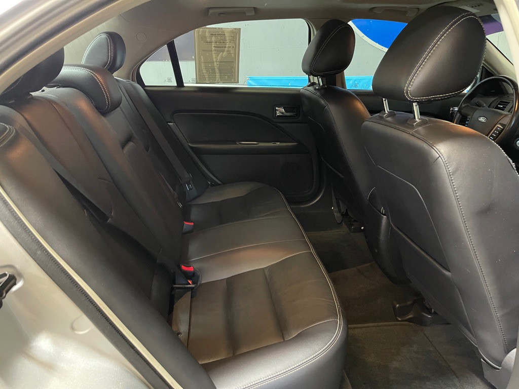 2012 Ford Fusion Image 19