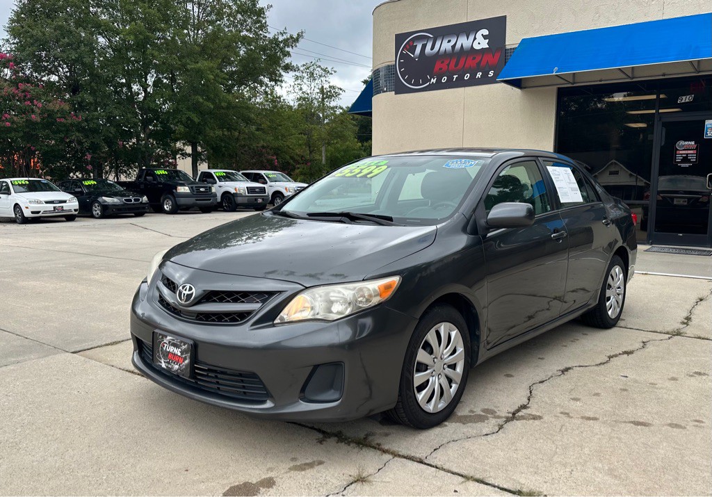 2012 Toyota Corolla Image 1