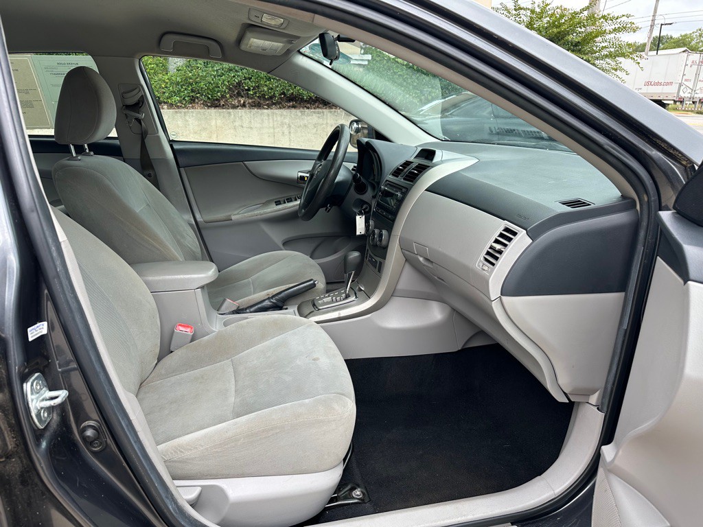 2012 Toyota Corolla Image 17